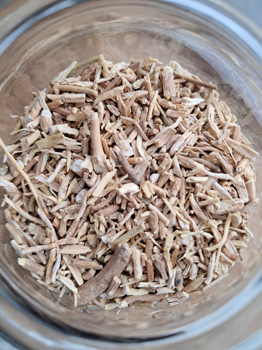 Ashwagandha root cut
